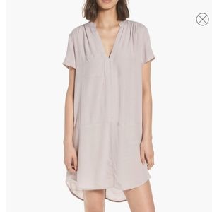 Lush Split Neck Short Sleeve V-neck Shift Dress Size Medium